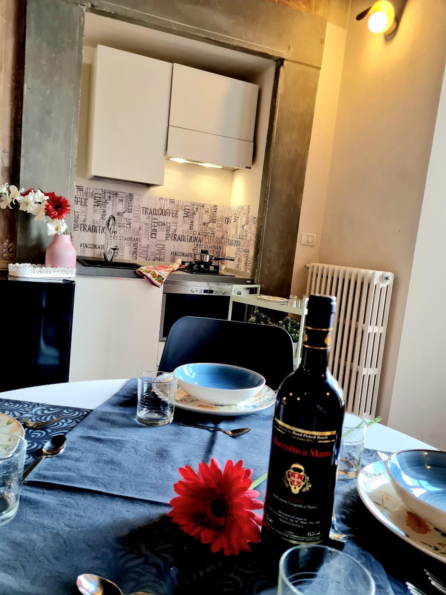 Fabroniana Apartments Πιστόια Δωμάτιο φωτογραφία